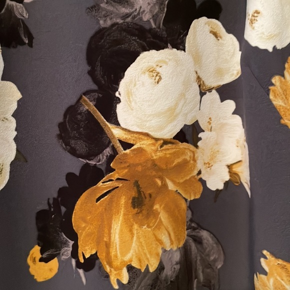 Grey shift dress with mustard, white and black flowers. Has never been worn. - Picture 3 of 3